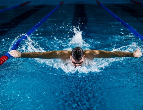 Are you a swimmer in Selden or Smithtown, NY with shoulder pain?
